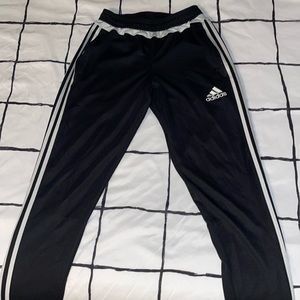 Adidas Men’s Tiro pants with zipper pockets
